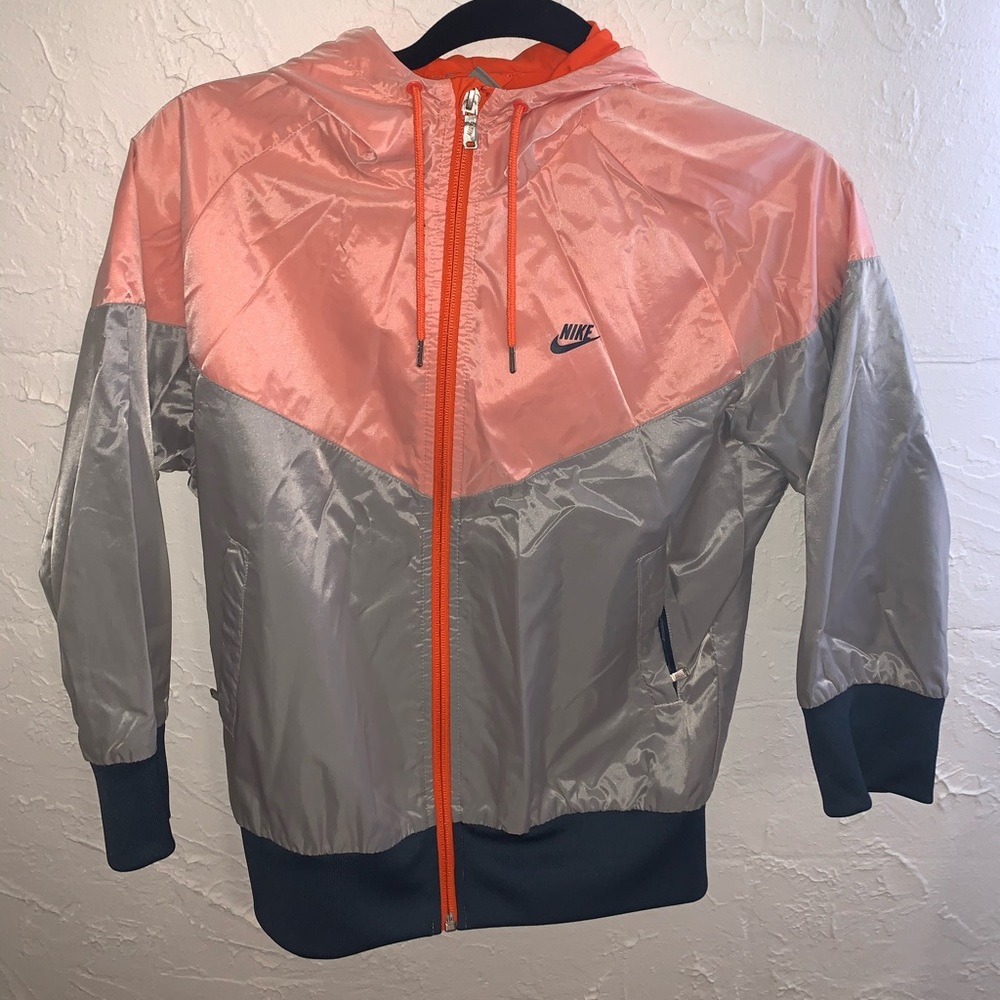 Nike windbreaker